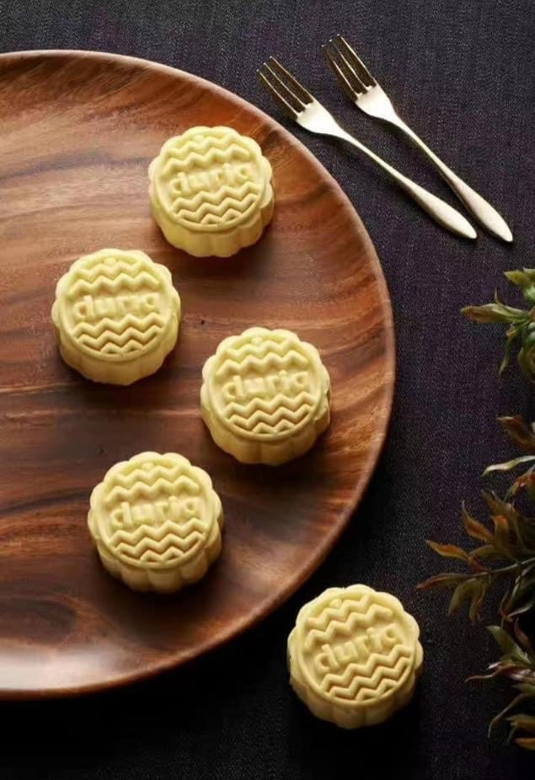 Duria's Signature Musang King Snowy Skin Mooncake
